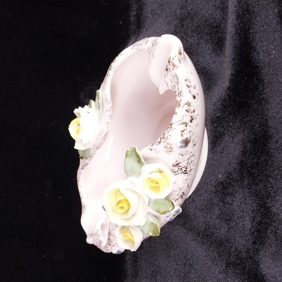 🤑🤑Vintage Lefton China cream and gold ladies ashtray - Picture 4 of 12